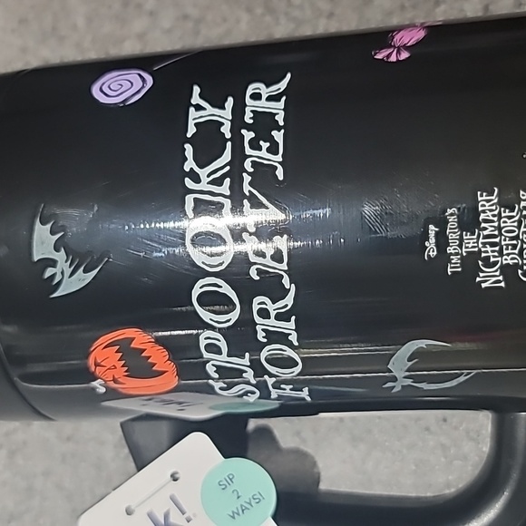 Nightmare Before Christmas Zak 2 in 1 sip or straw 40oz leak proof tumbler!!! - Picture 4 of 9
